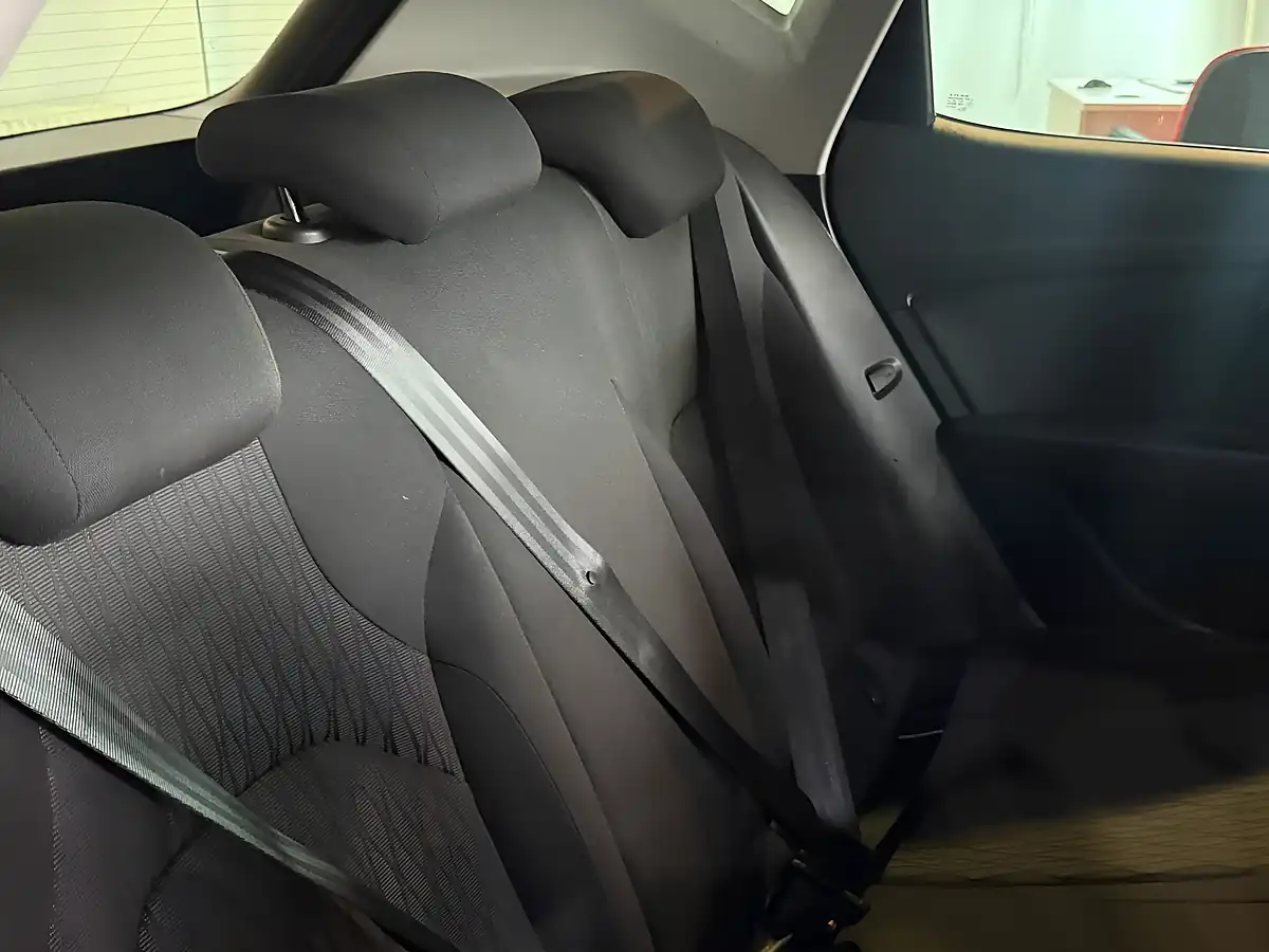 Used 2017 SEAT Leon Se Dynamic Technology Grey - Interior and Exterior details 11