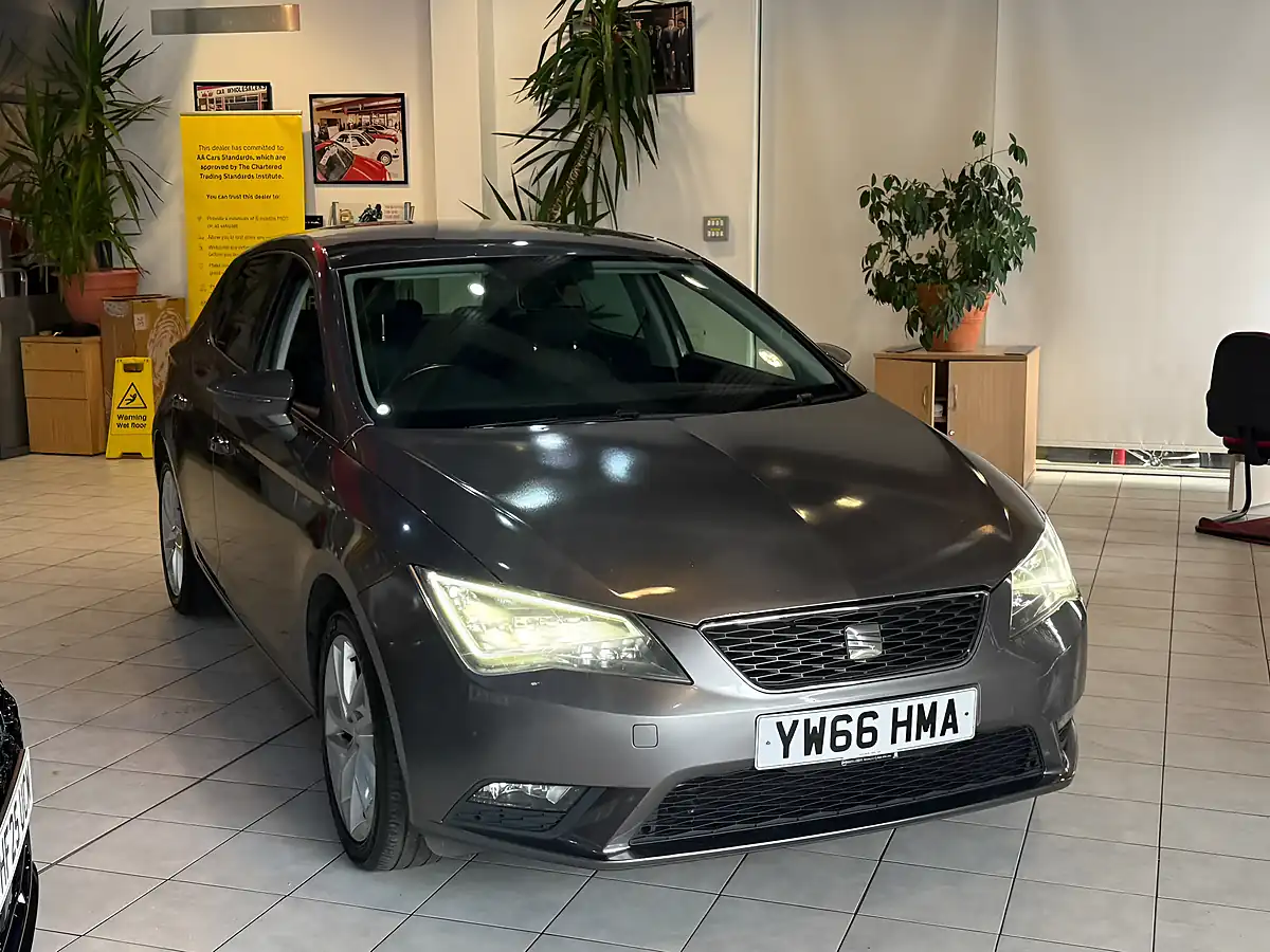 Used 2017 SEAT Leon Se Dynamic Technology Grey - Interior and Exterior details 2