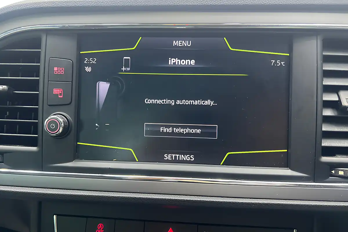 Used 2017 SEAT Leon Se Dynamic Technology Grey - Interior and Exterior details 19
