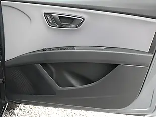 Used 2017 SEAT Leon Se Dynamic Technology Grey - Interior and Exterior details 16