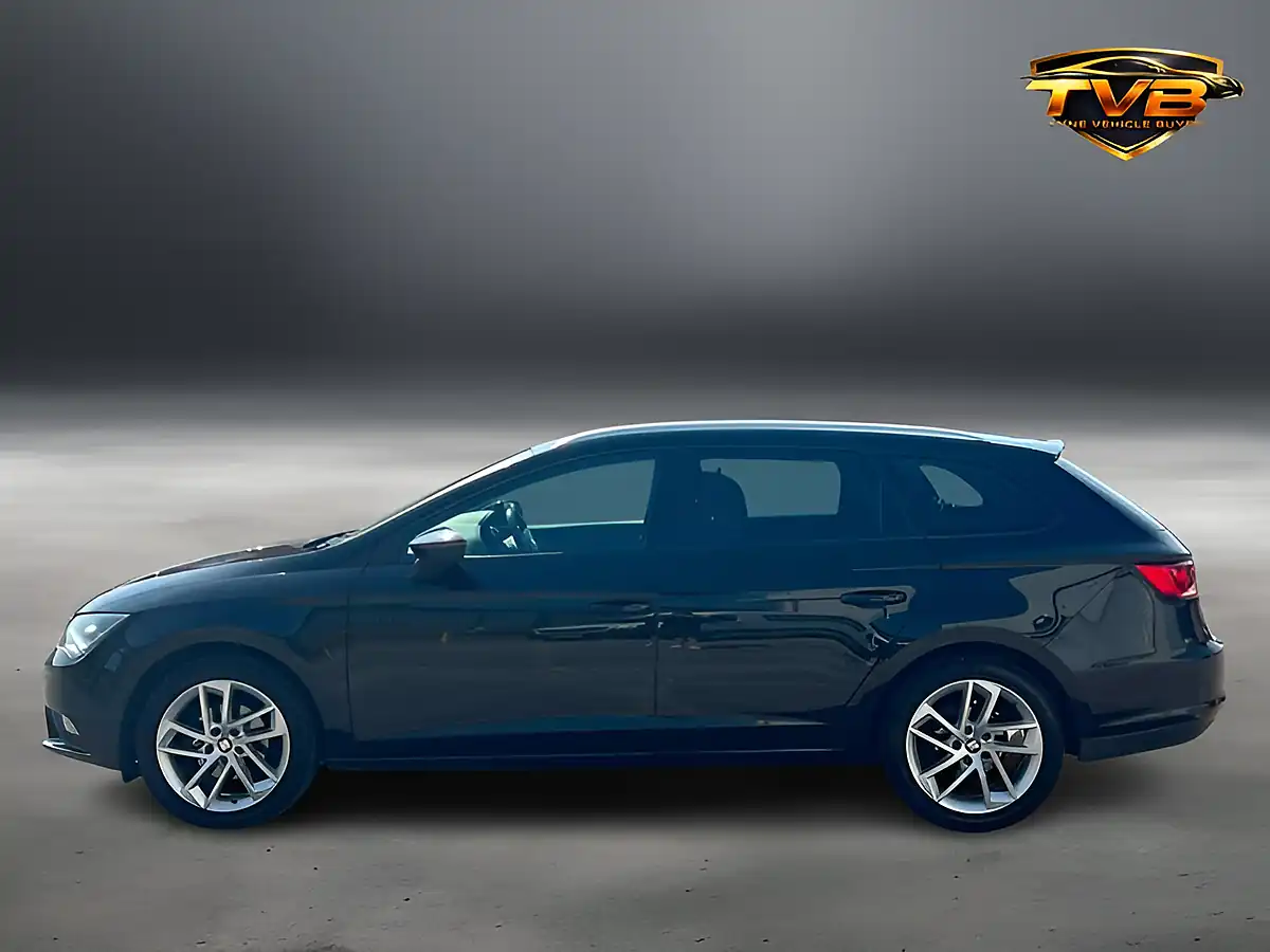 Used 2017 SEAT Leon Se Dynamic Technology Midnight Black - Interior and Exterior details 6