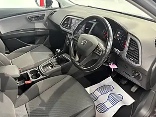 Used 2017 SEAT Leon Se Dynamic Technology Purple - Interior and Exterior details 14