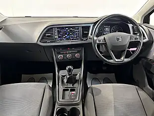 Used 2017 SEAT Leon Se Dynamic Technology Purple - Interior and Exterior details 16