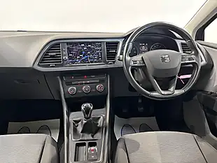 Used 2017 SEAT Leon Se Dynamic Technology Purple - Interior and Exterior details 17