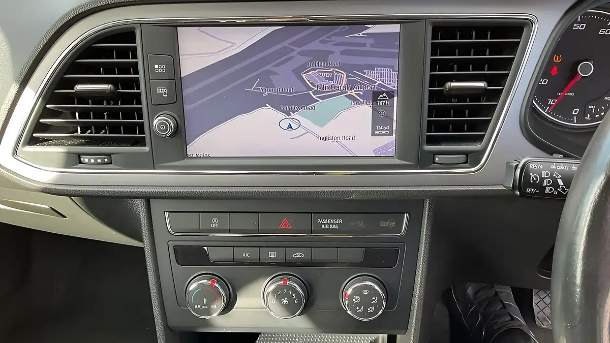 Used 2017 SEAT Leon Se Technology Grey - Interior and Exterior details 10