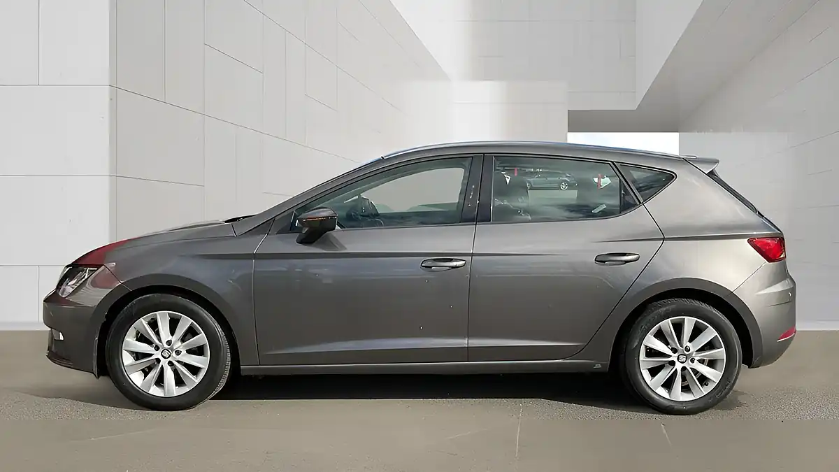 Used 2017 SEAT Leon Se Technology Grey - Interior and Exterior details 11