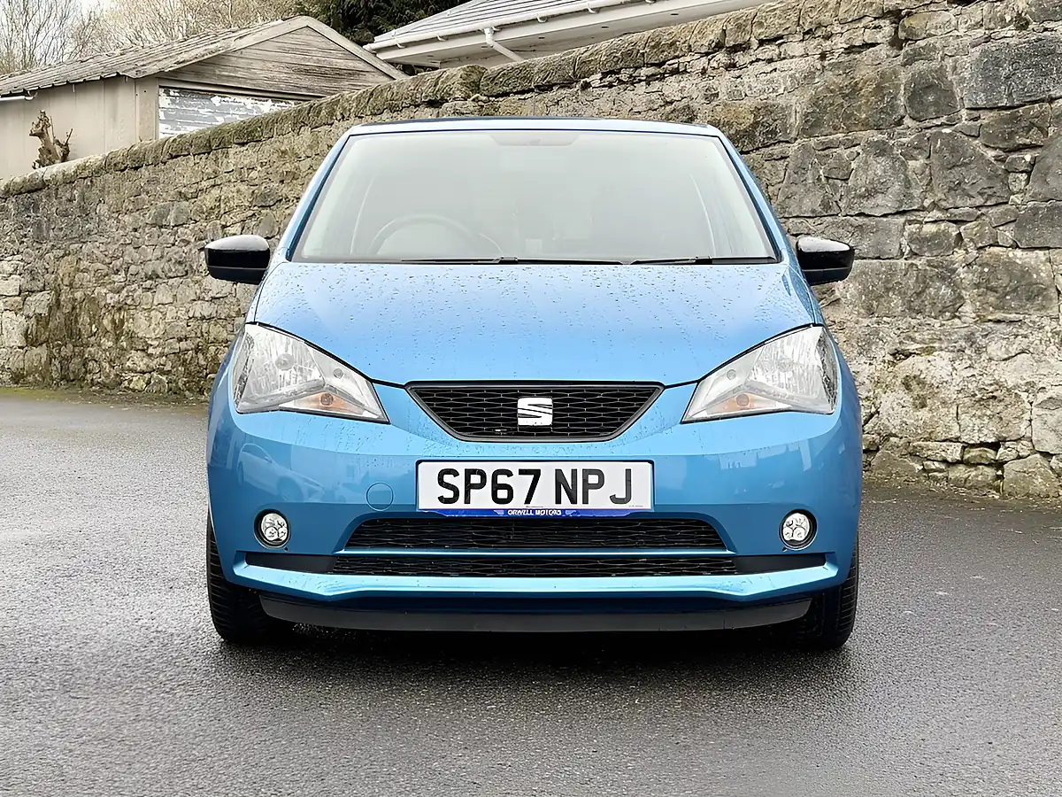 Used 2017 SEAT Mii Design Chester Blue - Interior and Exterior details 3