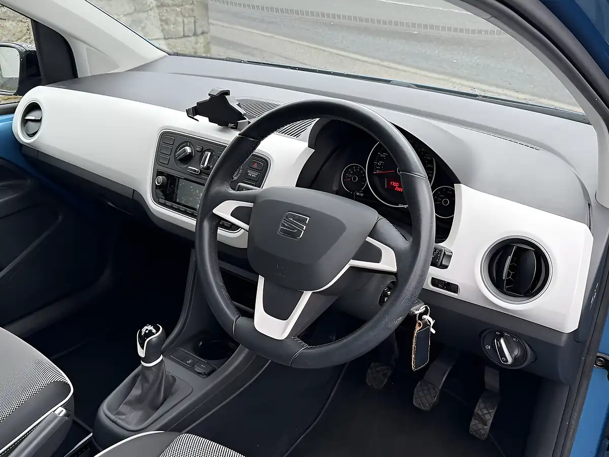 Used 2017 SEAT Mii Design Chester Blue - Interior and Exterior details 6