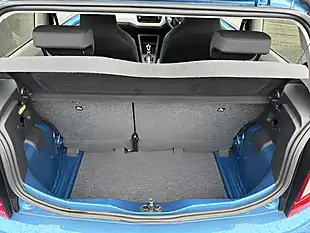 Used 2017 SEAT Mii Design Chester Blue - Interior and Exterior details 7