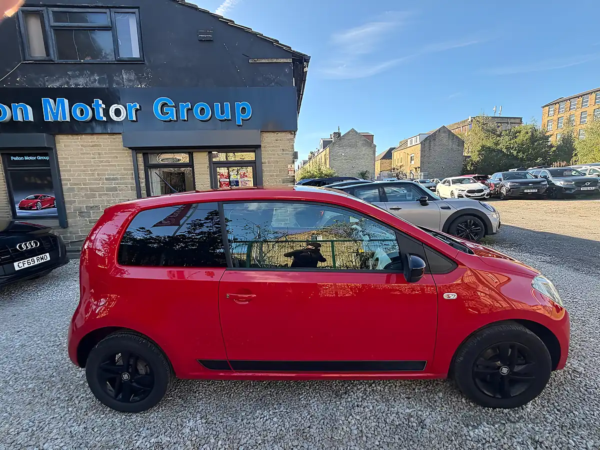 Used 2017 SEAT Mii Design Mii Red - Interior and Exterior details 11