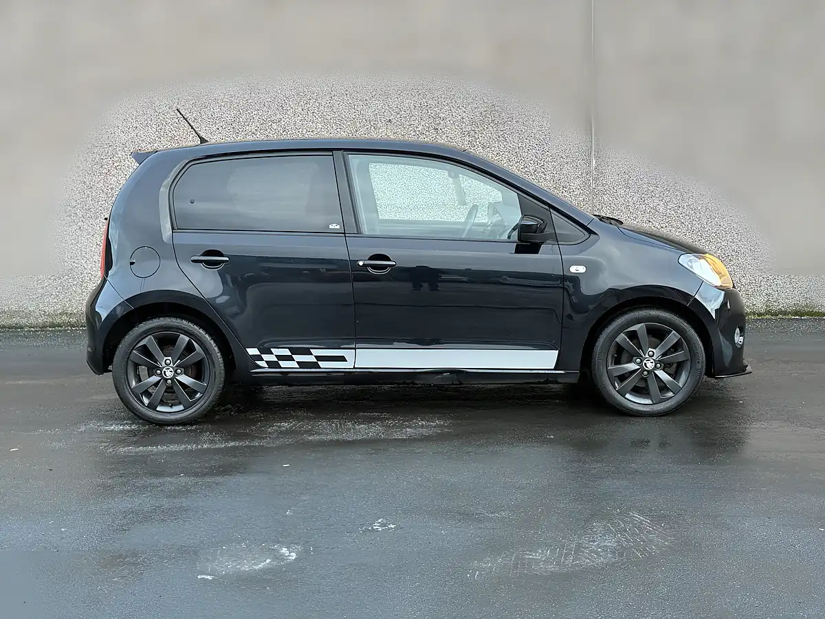 Used 2017 Skoda Citigo Monte Carlo Black - Interior and Exterior details 4