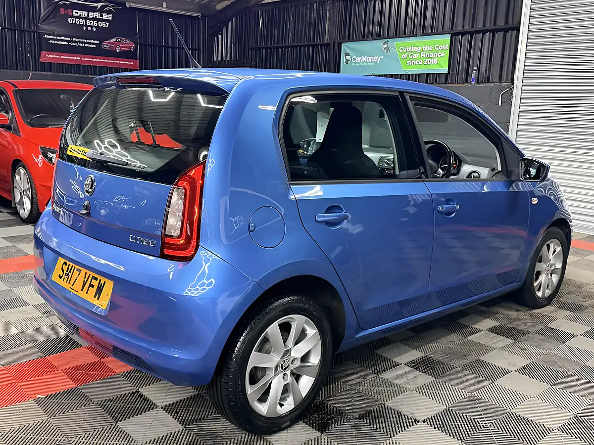 Used 2017 Skoda Citigo Se Blue - Interior and Exterior details 18