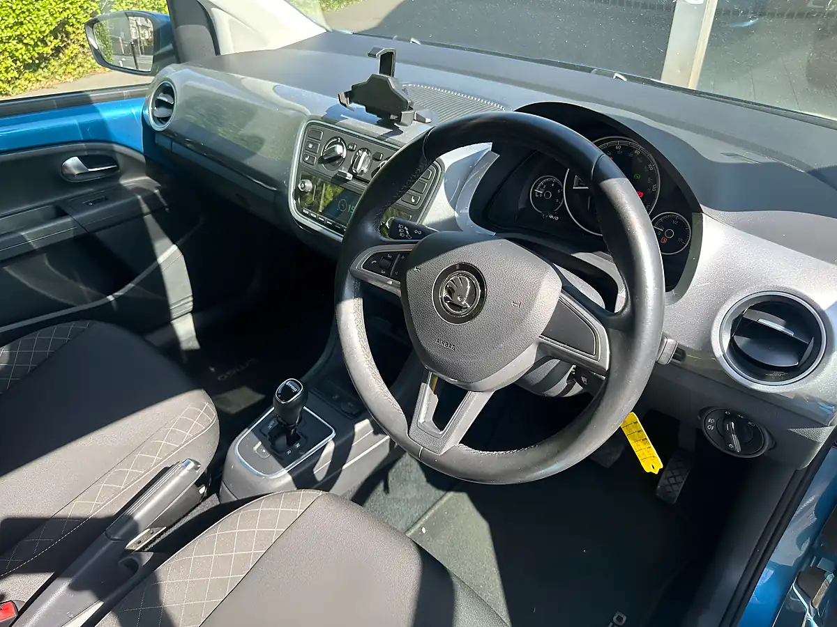 Used 2017 Skoda Citigo Se L Blue - Interior and Exterior details 9
