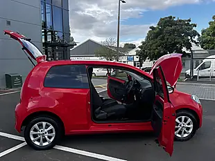 Used 2017 Skoda Citigo Se Red - Interior and Exterior details 16