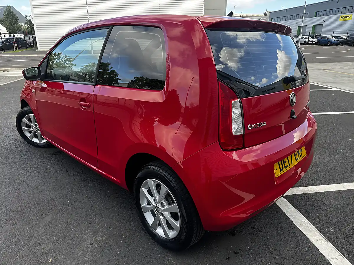 Used 2017 Skoda Citigo Se Red - Interior and Exterior details 5
