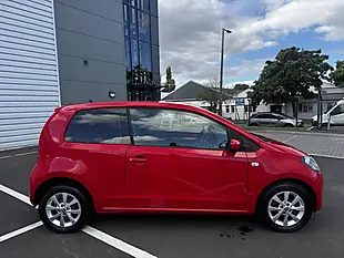 Used 2017 Skoda Citigo Se Red - Interior and Exterior details 8