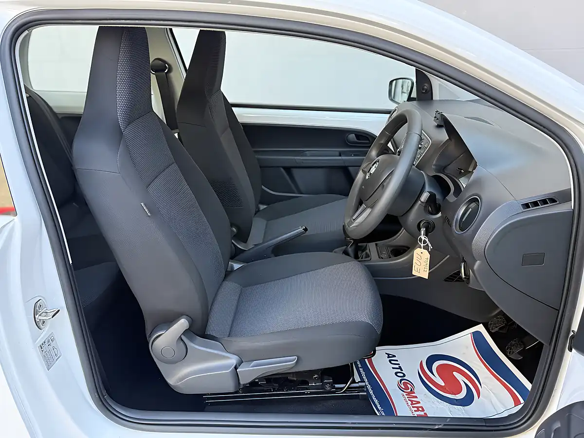 Used 2017 Skoda Citigo Se White - Interior and Exterior details 11