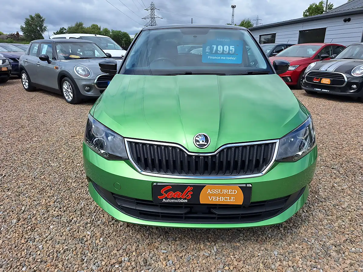 Used 2017 Skoda Fabia Colour Edition Green - Interior and Exterior details 11