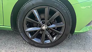Used 2017 Skoda Fabia Colour Edition Green - Interior and Exterior details 19
