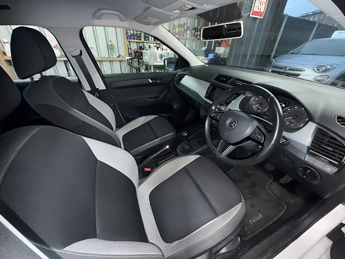 Used 2017 Skoda Fabia Colour Edition White - Interior and Exterior details 4