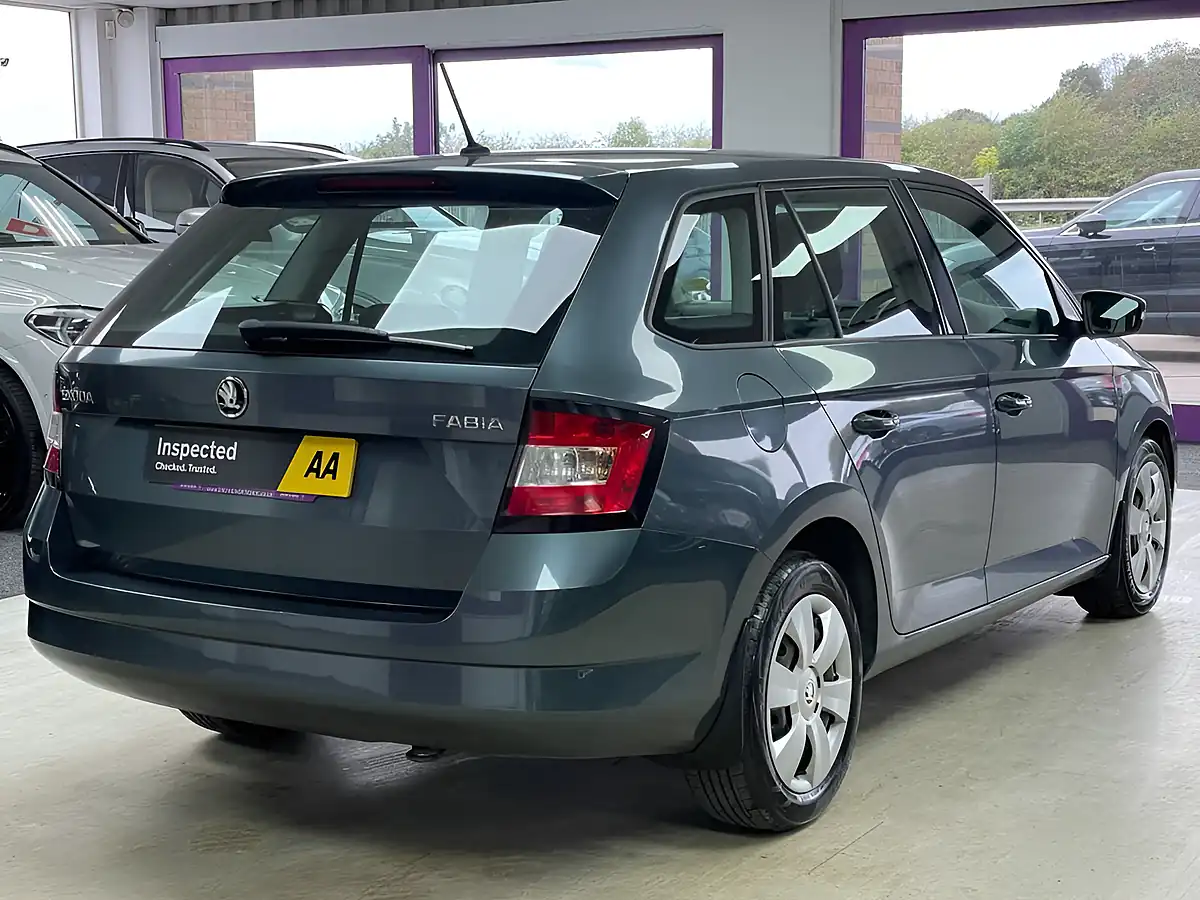 Used 2017 Skoda Fabia Diesel Estate S Quartz Grey - Interior and Exterior details 10