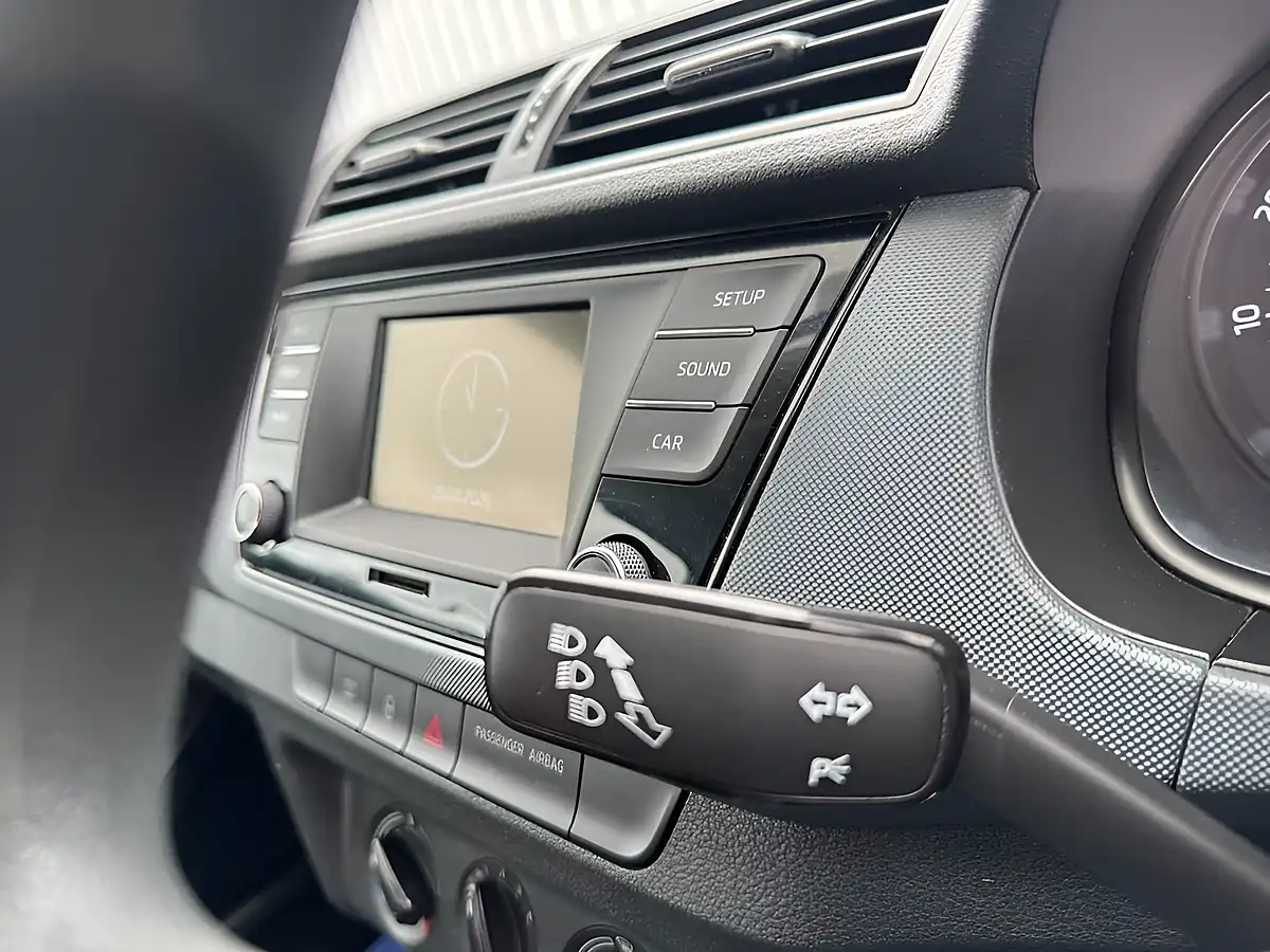 Used 2017 Skoda Fabia S Blue - Interior and Exterior details 17