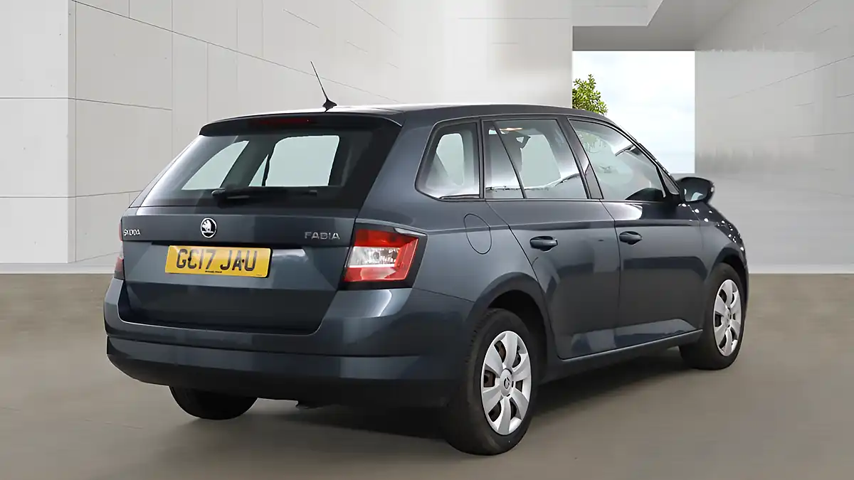 Used 2017 Skoda Fabia S Grey - Interior and Exterior details 4