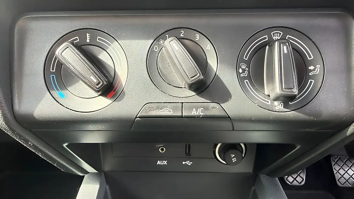Used 2017 Skoda Fabia S Grey - Interior and Exterior details 15