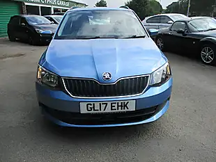 Used 2017 Skoda Fabia Se Blue - Interior and Exterior details 3