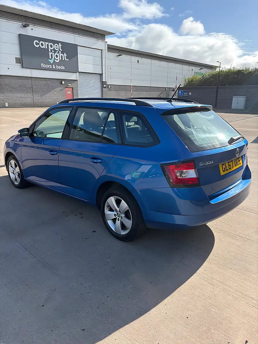 Used 2017 Skoda Fabia Se Blue - Interior and Exterior details 3