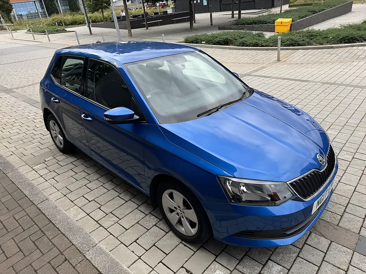 Used 2017 Skoda Fabia Se Blue - Interior and Exterior details 14