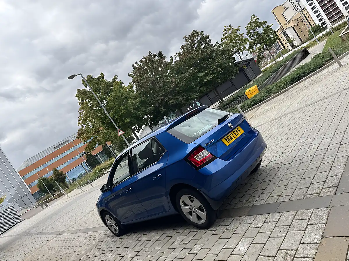 Used 2017 Skoda Fabia Se Blue - Interior and Exterior details 4