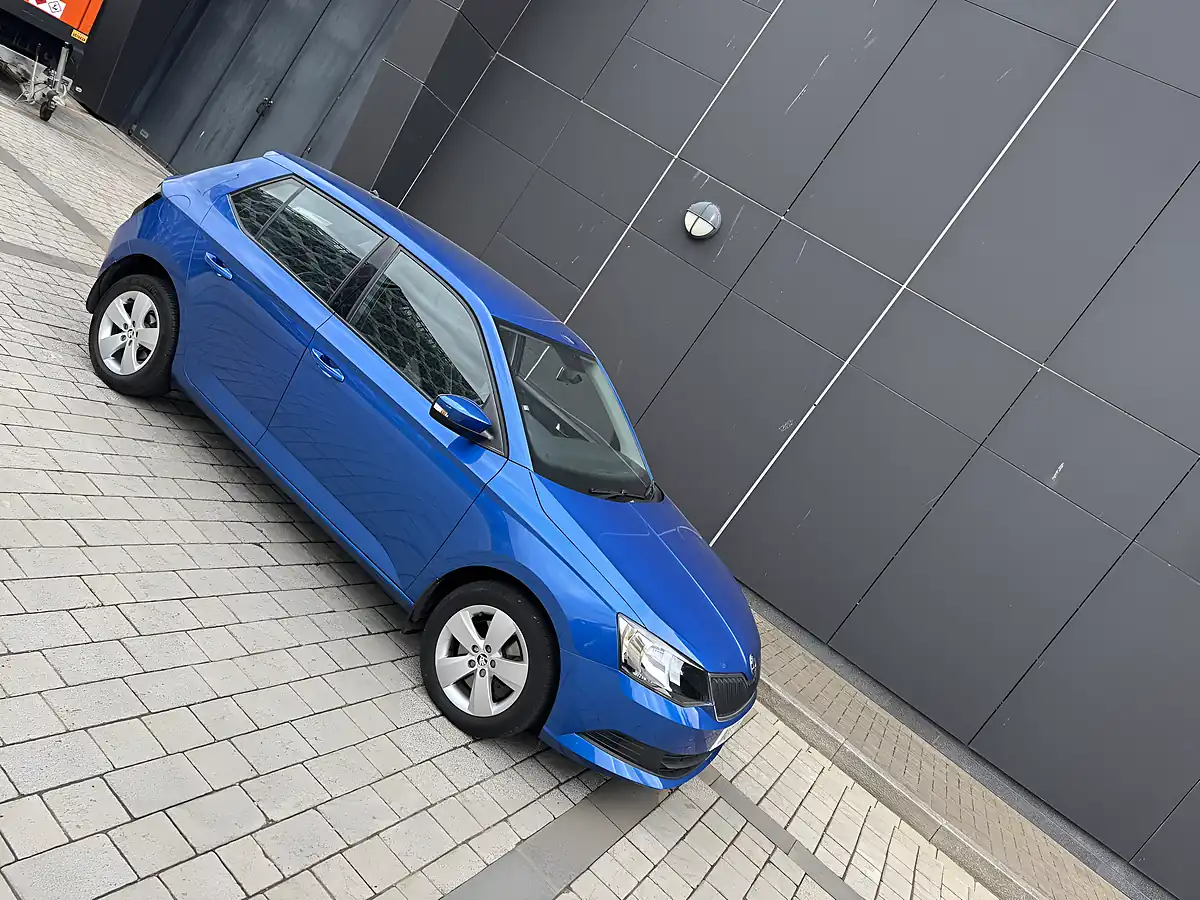 Used 2017 Skoda Fabia Se Blue - Interior and Exterior details 5