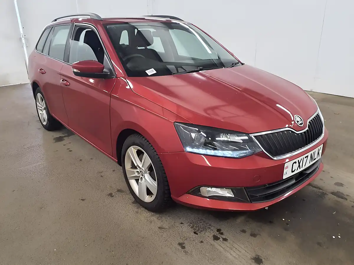Used 2017 Skoda Fabia Se L Red - Front View