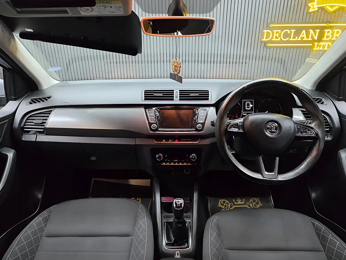 Used 2017 Skoda Fabia Se L Silver - Interior and Exterior details 14