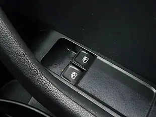 Used 2017 Skoda Fabia Se L Silver - Interior and Exterior details 15