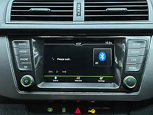 Used 2017 Skoda Fabia Se L Silver - Interior and Exterior details 16