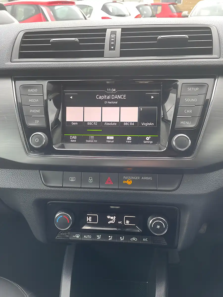 Used 2017 Skoda Fabia Se L Silver - Interior and Exterior details 12