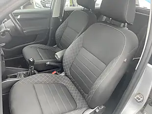Used 2017 Skoda Fabia Se L Silver - Interior and Exterior details 15