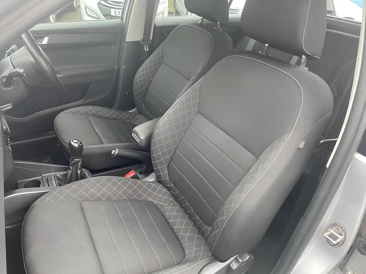 Used 2017 Skoda Fabia Se L Silver - Interior and Exterior details 15