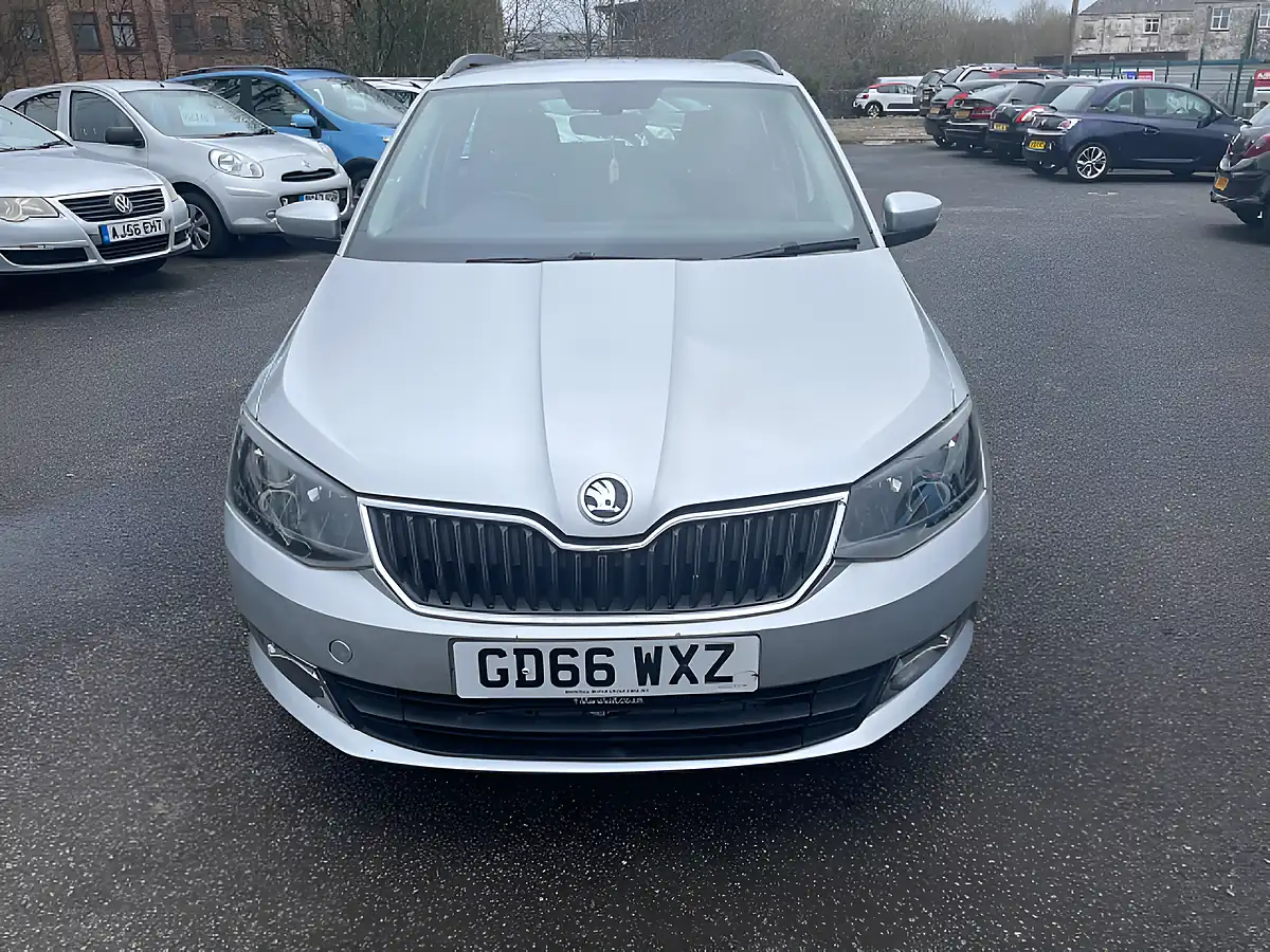 Used 2017 Skoda Fabia Se L Silver - Interior and Exterior details 2