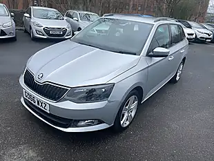 Used 2017 Skoda Fabia Se L Silver - Interior and Exterior details 3