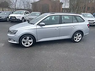 Used 2017 Skoda Fabia Se L Silver - Interior and Exterior details 5