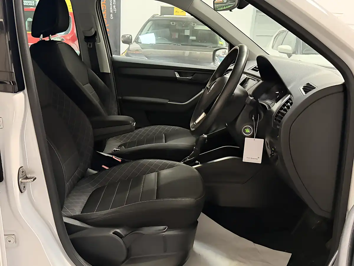 Used 2017 Skoda Fabia Se L White - Interior and Exterior details 18