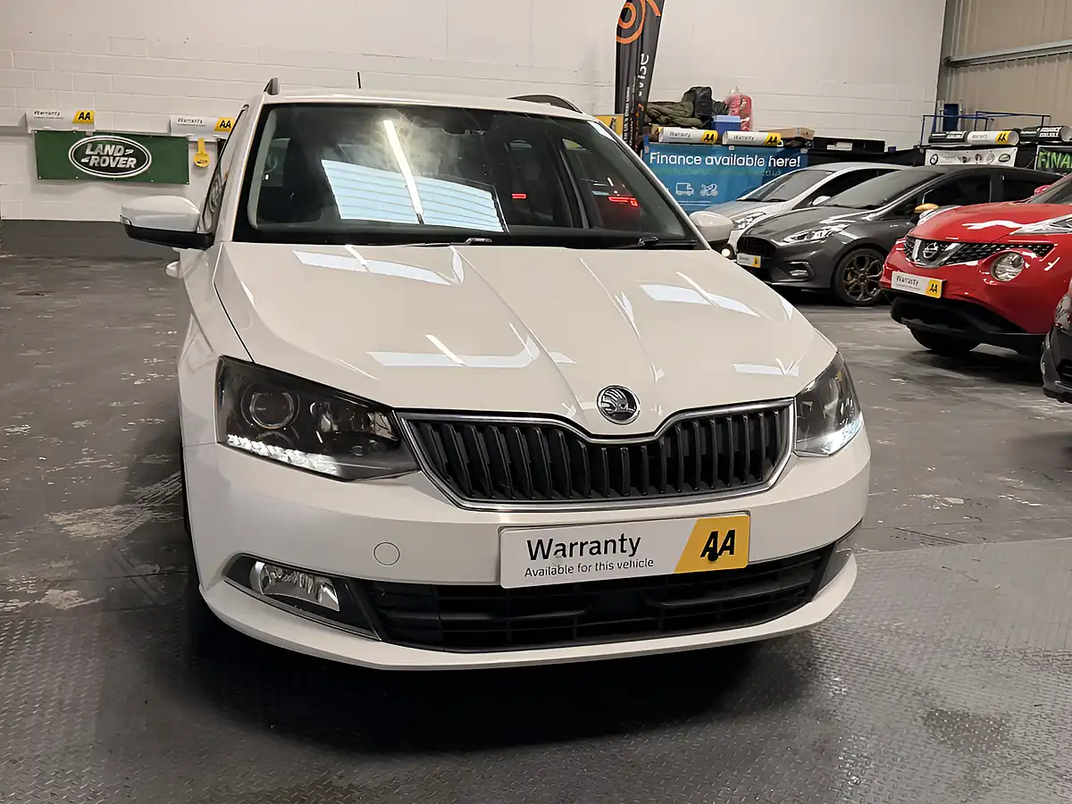 Used 2017 Skoda Fabia Se L White - Interior and Exterior details 4
