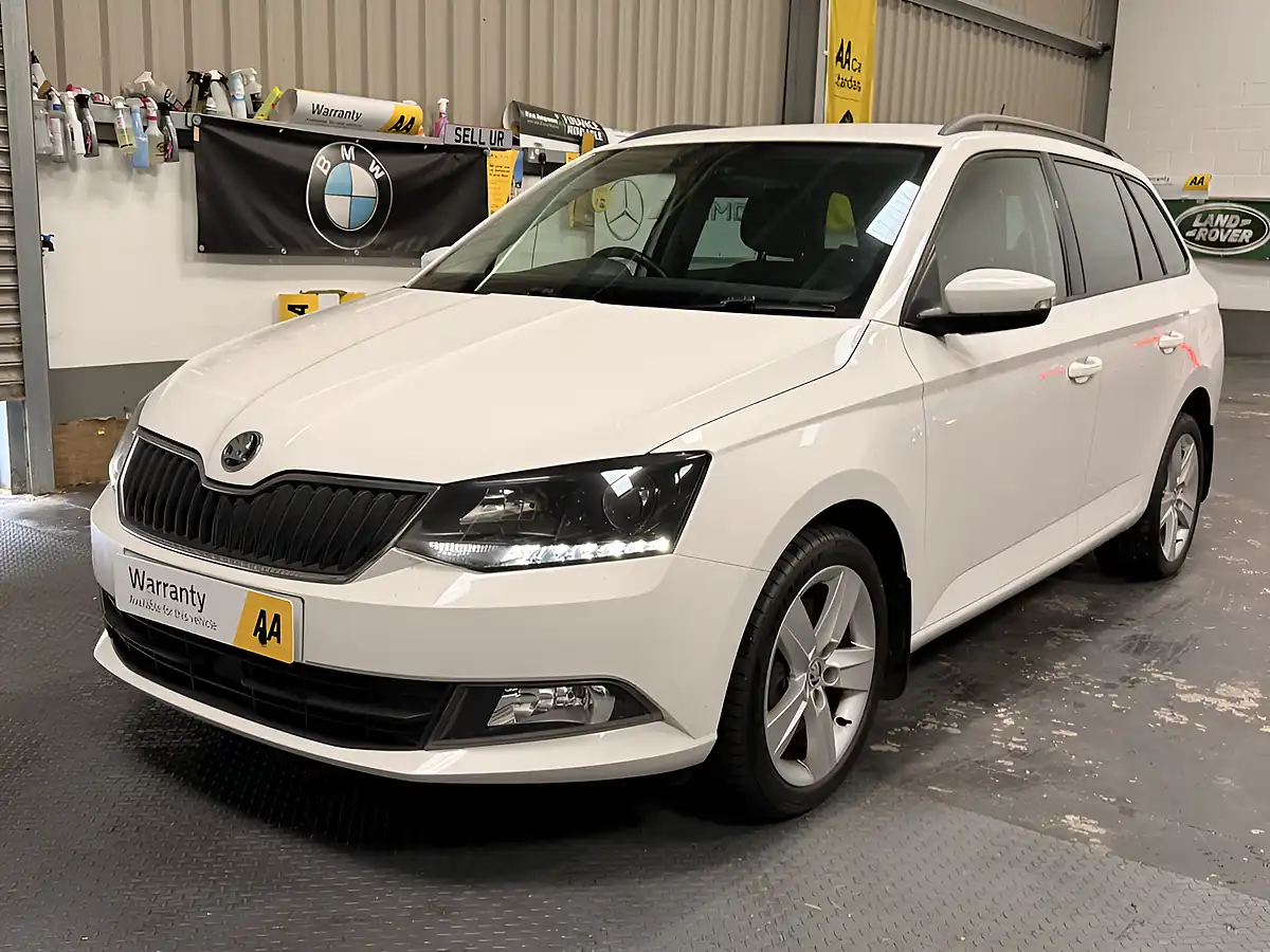 Used 2017 Skoda Fabia Se L White - Interior and Exterior details 7