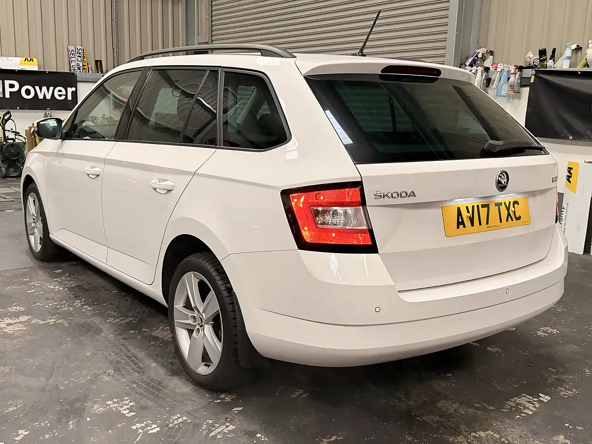 Used 2017 Skoda Fabia Se L White - Interior and Exterior details 8