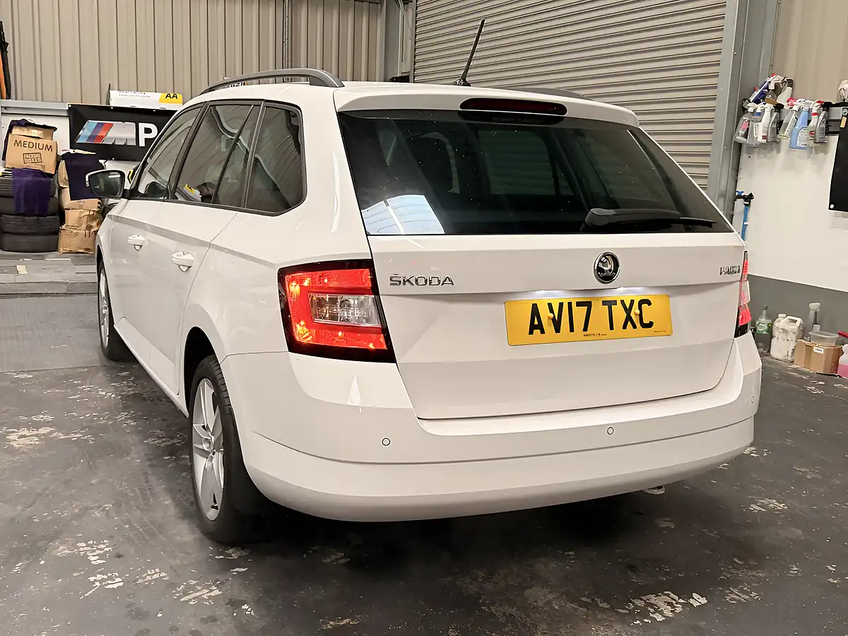 Used 2017 Skoda Fabia Se L White - Interior and Exterior details 9