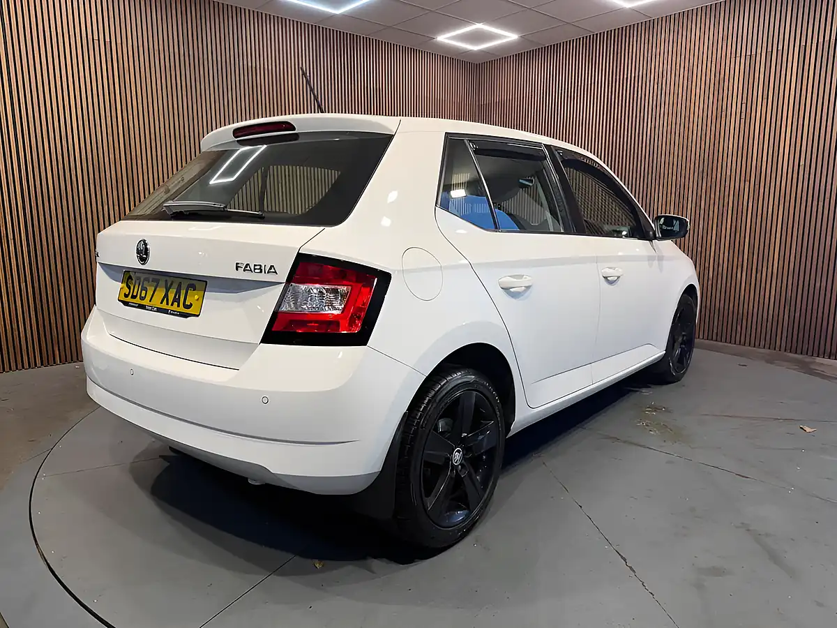 Used 2017 Skoda Fabia Se L White - Interior and Exterior details 9