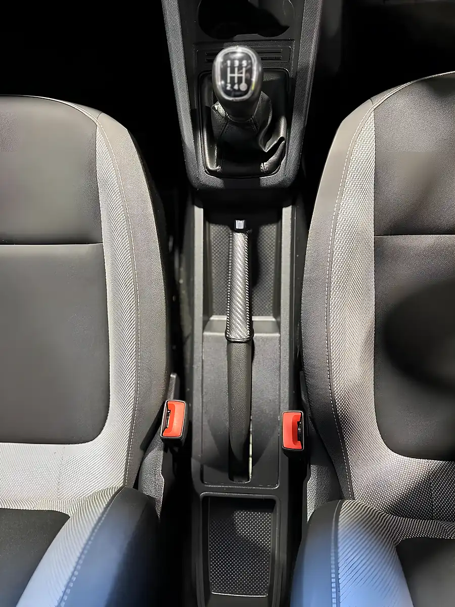 Used 2017 Skoda Fabia Se White - Interior and Exterior details 15